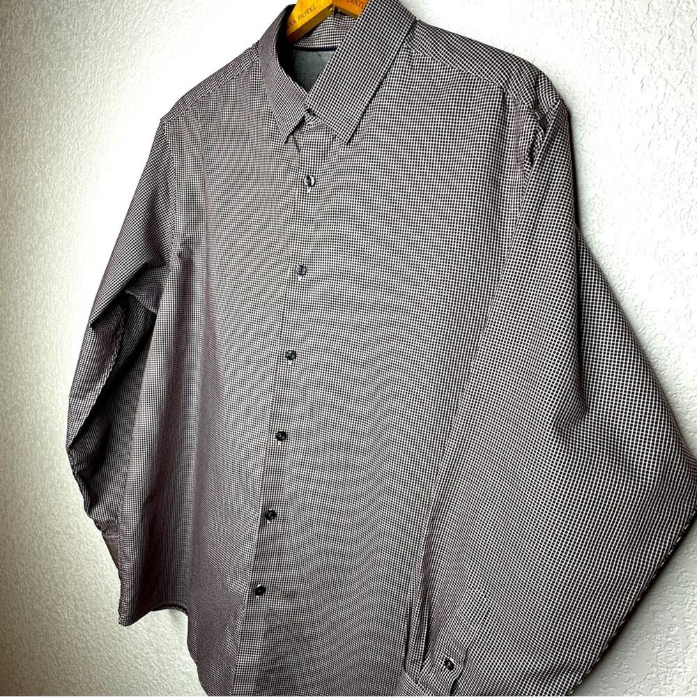 Hart Schaffner Marx Long Sleeve Cranberry & White checkered Shirt XL‎